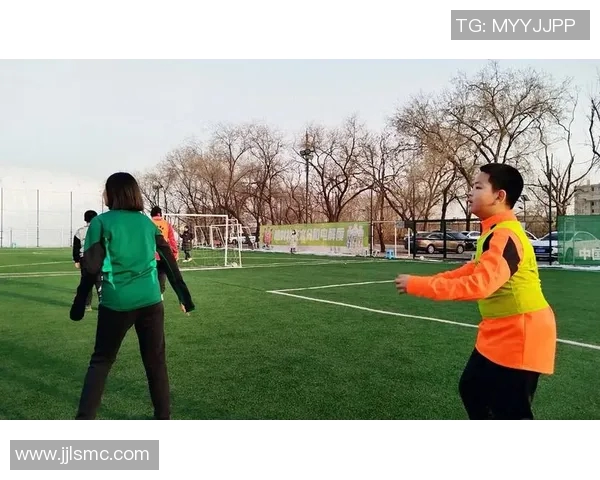 手机观看足球比赛直播视频的最佳方法与技巧分享